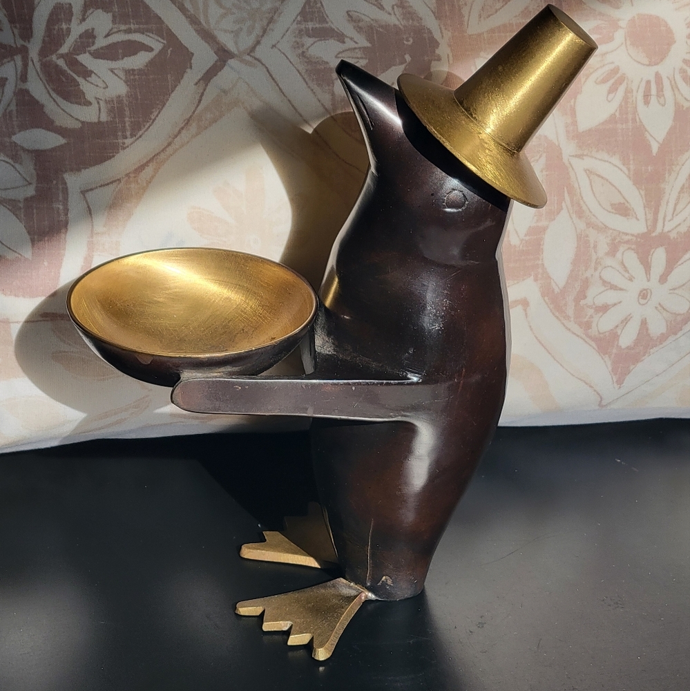 Metal Brass Penguin Butler Made in India